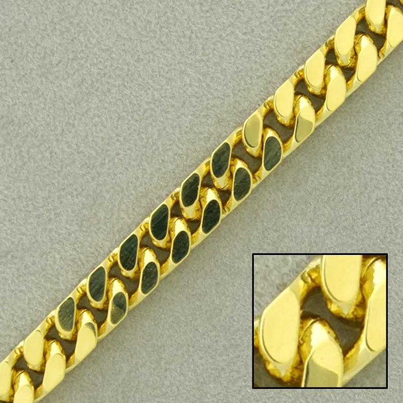 Chaîne en laiton gourmette diamantée 4 faces. Largeur 8,9mm.