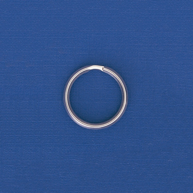 [640100000] Anneau pour porte-clefs triangulaire Ø extérieur 28mm
