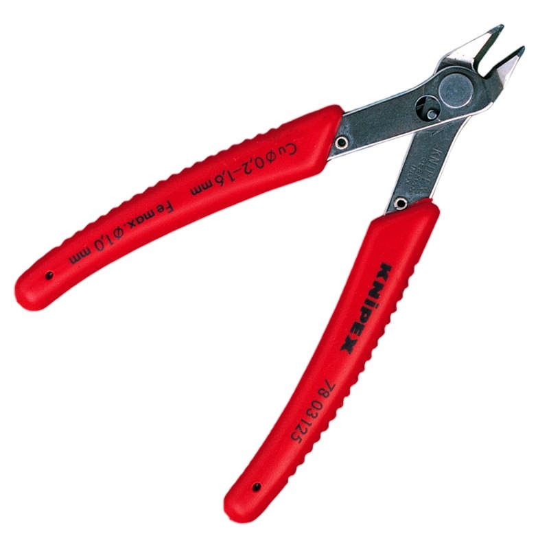 [800230000] Pince pour couper. Longueur 13cm