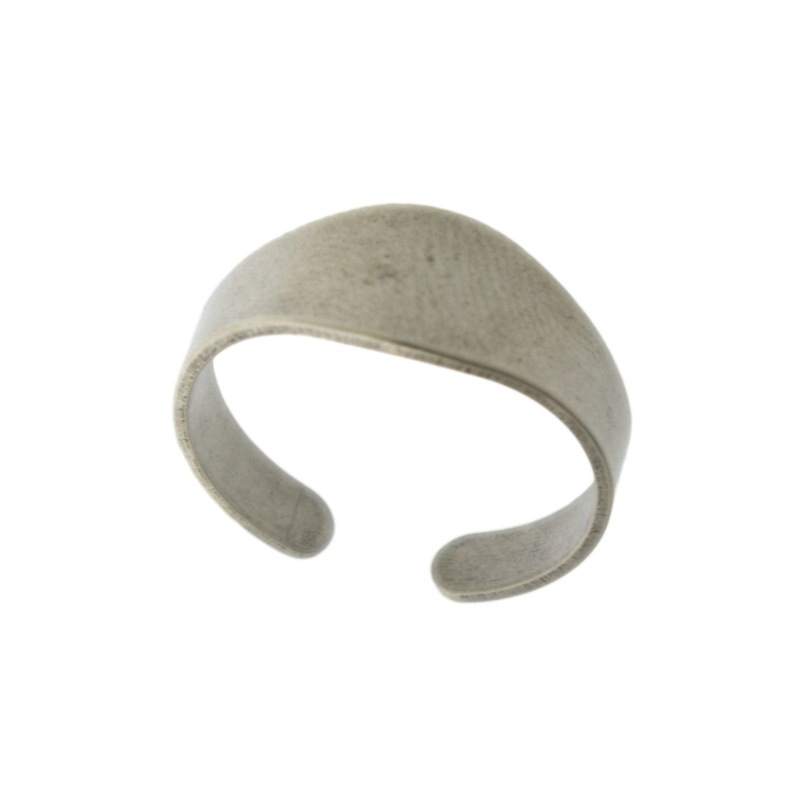 [117080000] Base de bague réglable. Intérieur Ø 18 mm. Largeur 8,3mm.