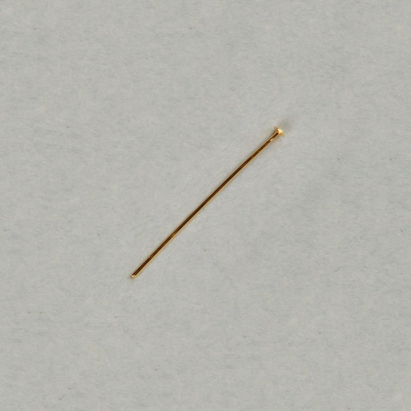 [110753000] Alfiler de latón largo 32mm. Hilo Ø 0,6mm. Medida de la cabeza plana Ø 1,75mm.