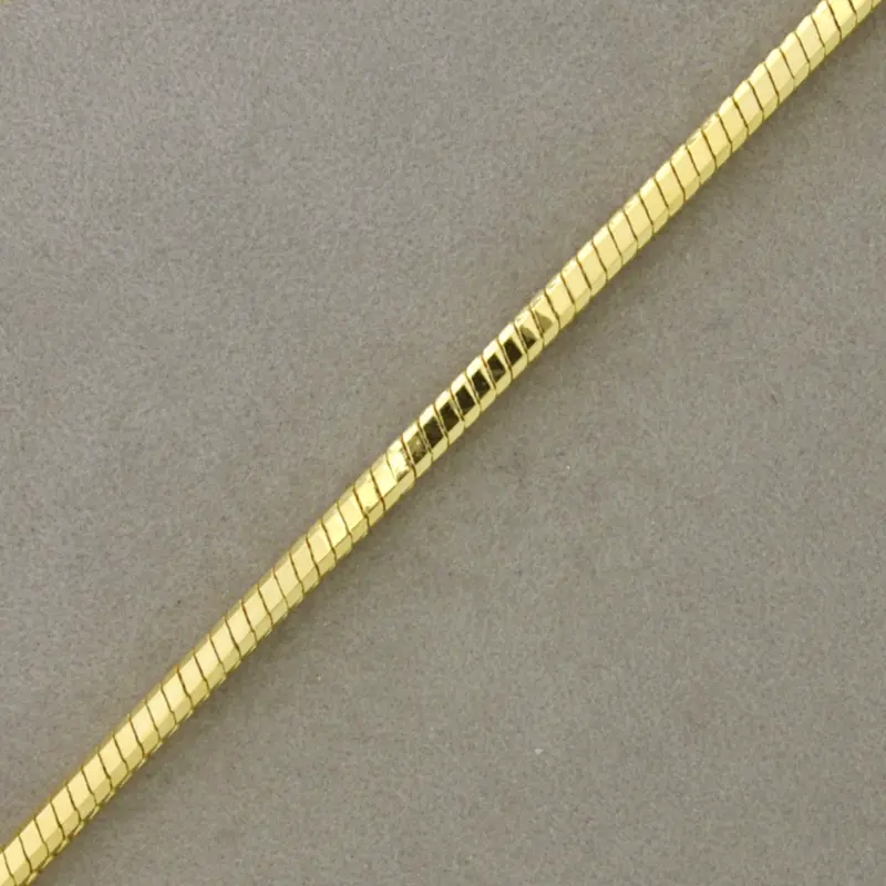 [528903200] Chaîne en laiton serpent largeur 3,2mm laminée à 8 faces