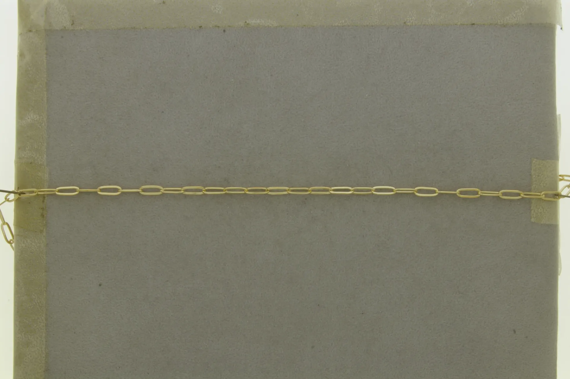 [522210300] Anchor brass chain width 3,2mm. Pressed link.